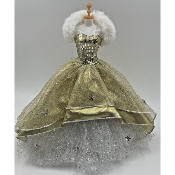 Gold Glitter Gown For 12" Fashion Dolls With Faux Fur Shawl & Snowflake Accents - Picture 1 of 7